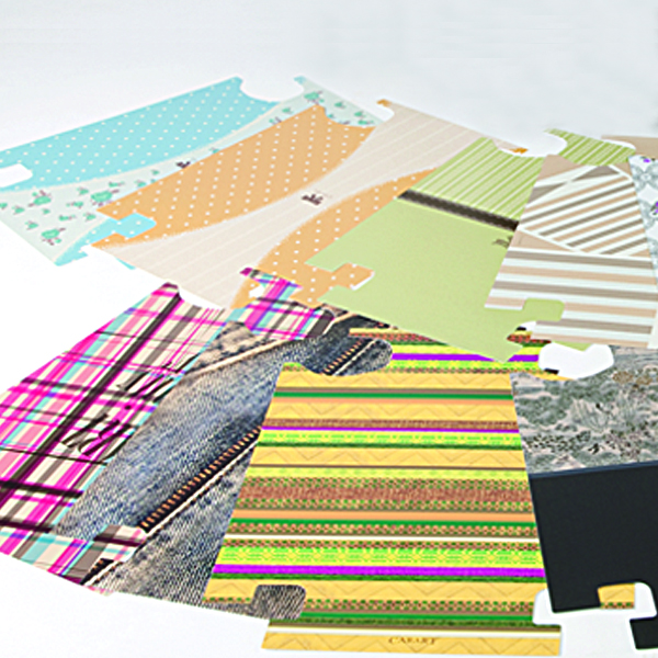 アートスーツケース説明